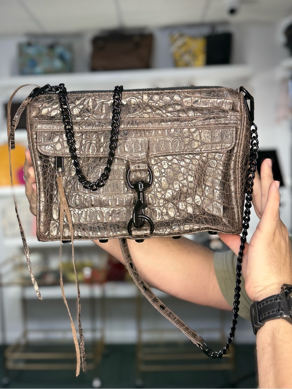 R.M CROSSBODY